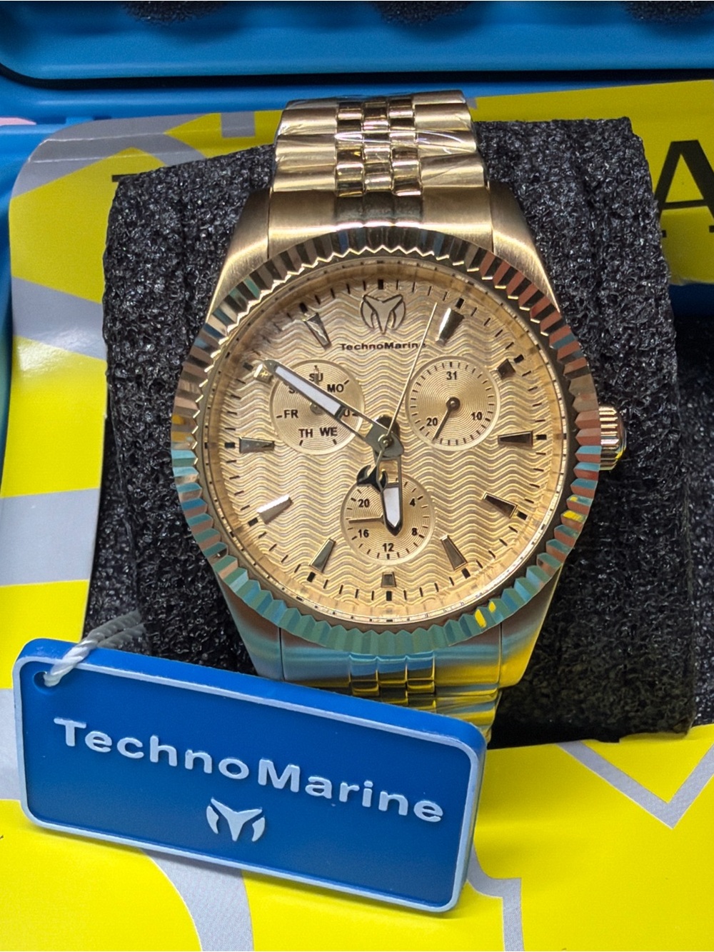 NWT TM-719019 TECHNOMARINE SEA DREAM 38MM GOLD UNISEX W/WATERPROOF WATCH CASE